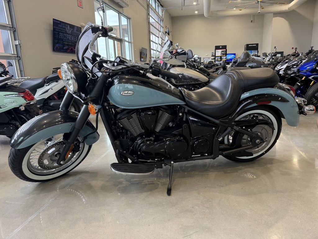 2025 Kawasaki Vulcan 900 Classic 900 CLASSIC in Rehoboth Beach, DE