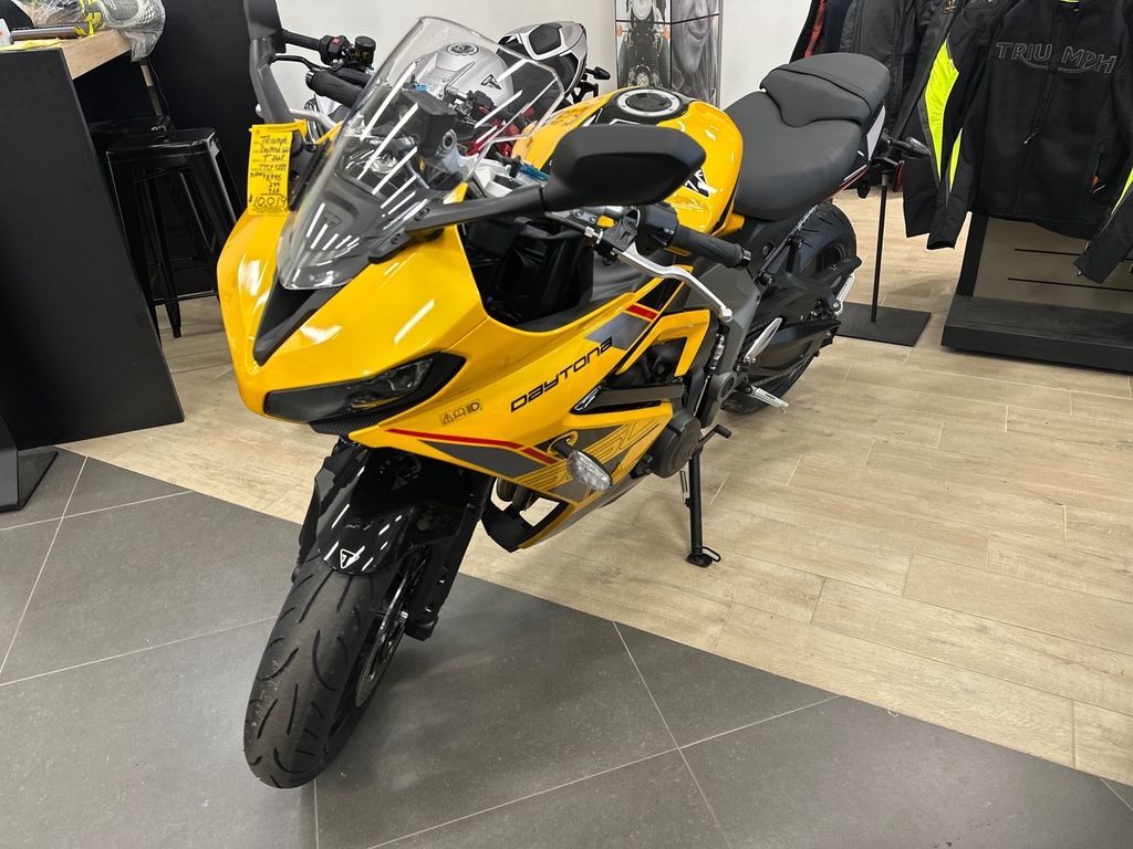 2026 Triumph Daytona 660 Sapphire Black 660 in Augusta, ME