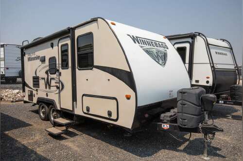 2019 Winnebago Micro Minnie 2106DS in moses lake WA
