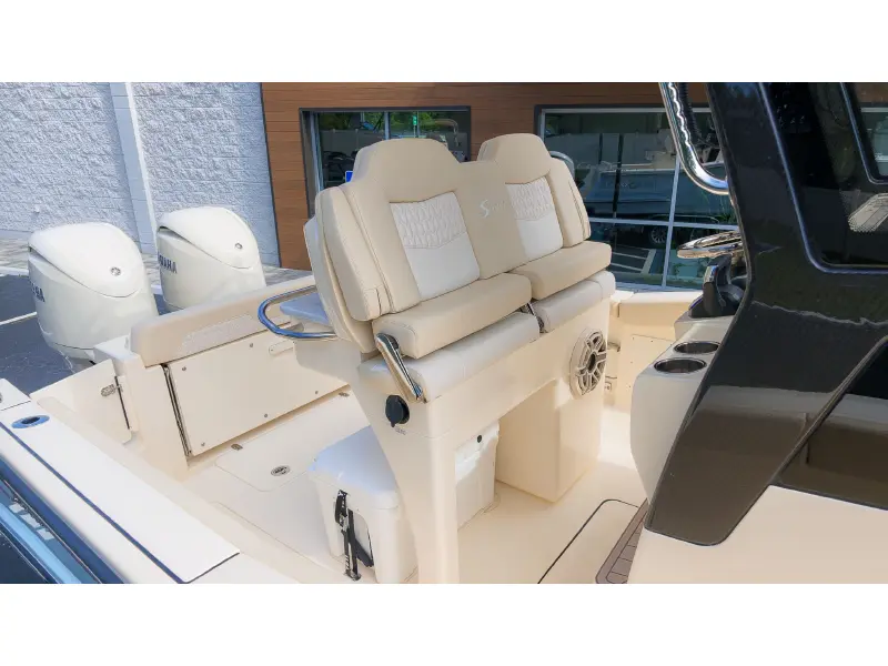 2027 Scout 260 LXF