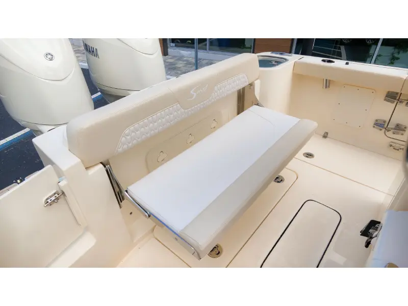2027 Scout 260 LXF