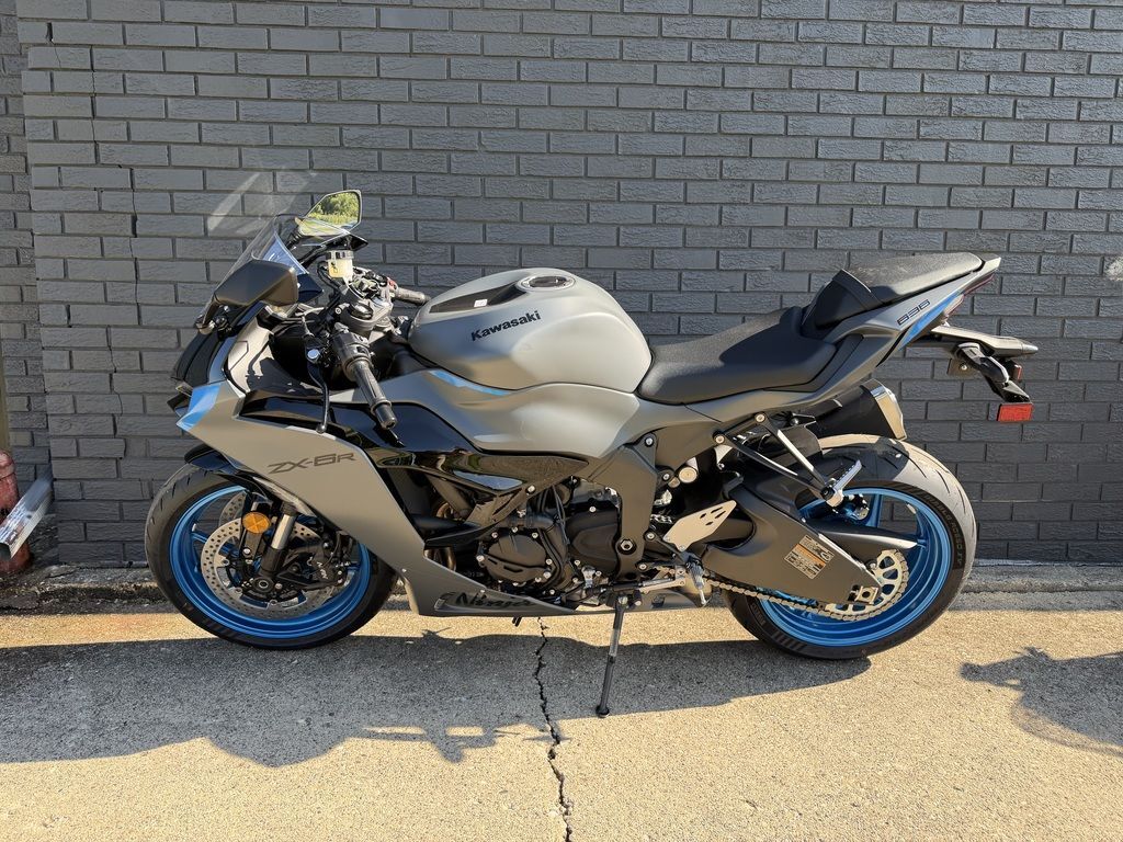 2026 Kawasaki Ninja® ZX -6R ABS ABS in Ottawa, IL