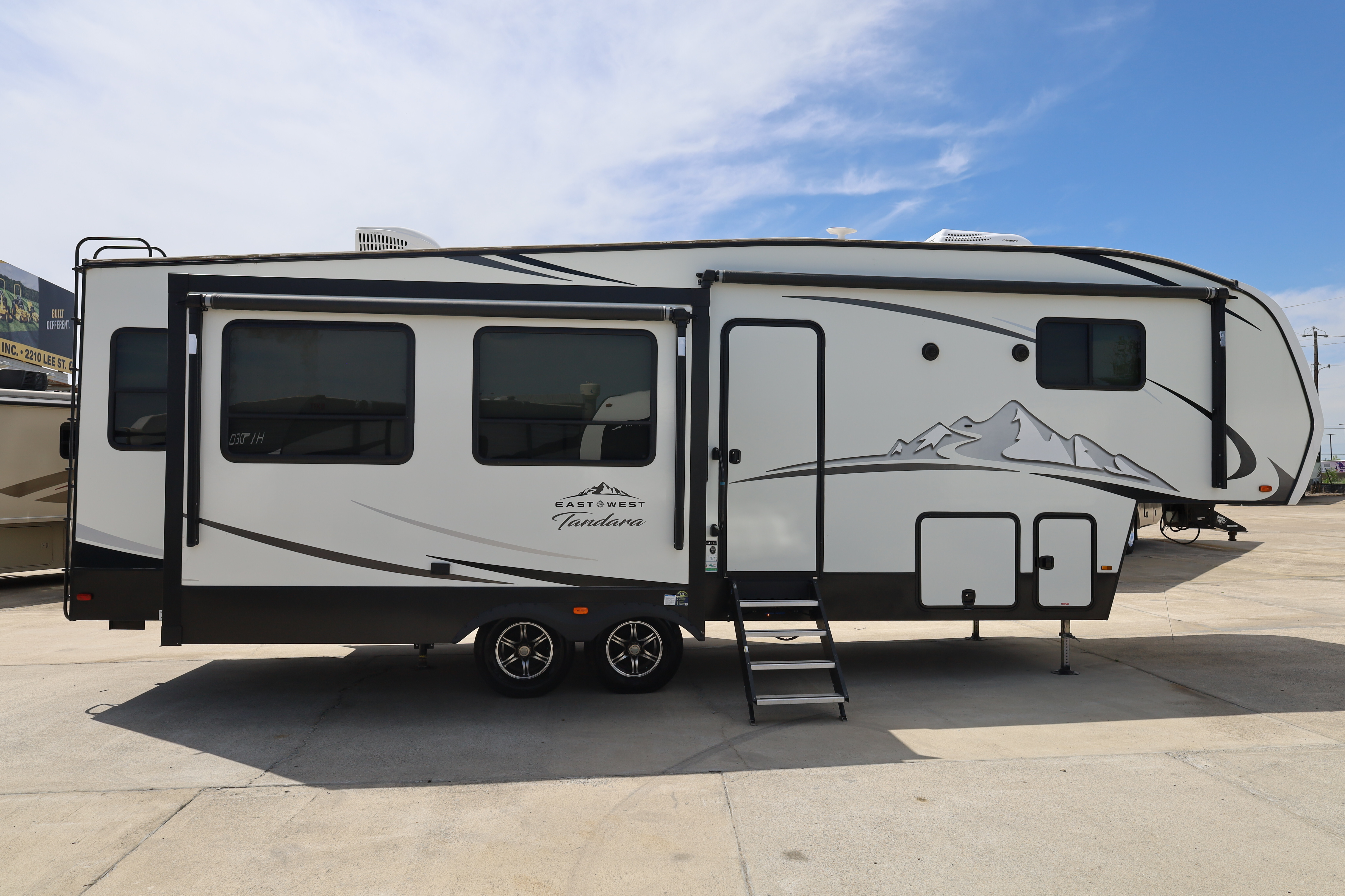 2021 East To West Tandara 285RL in royse city TX