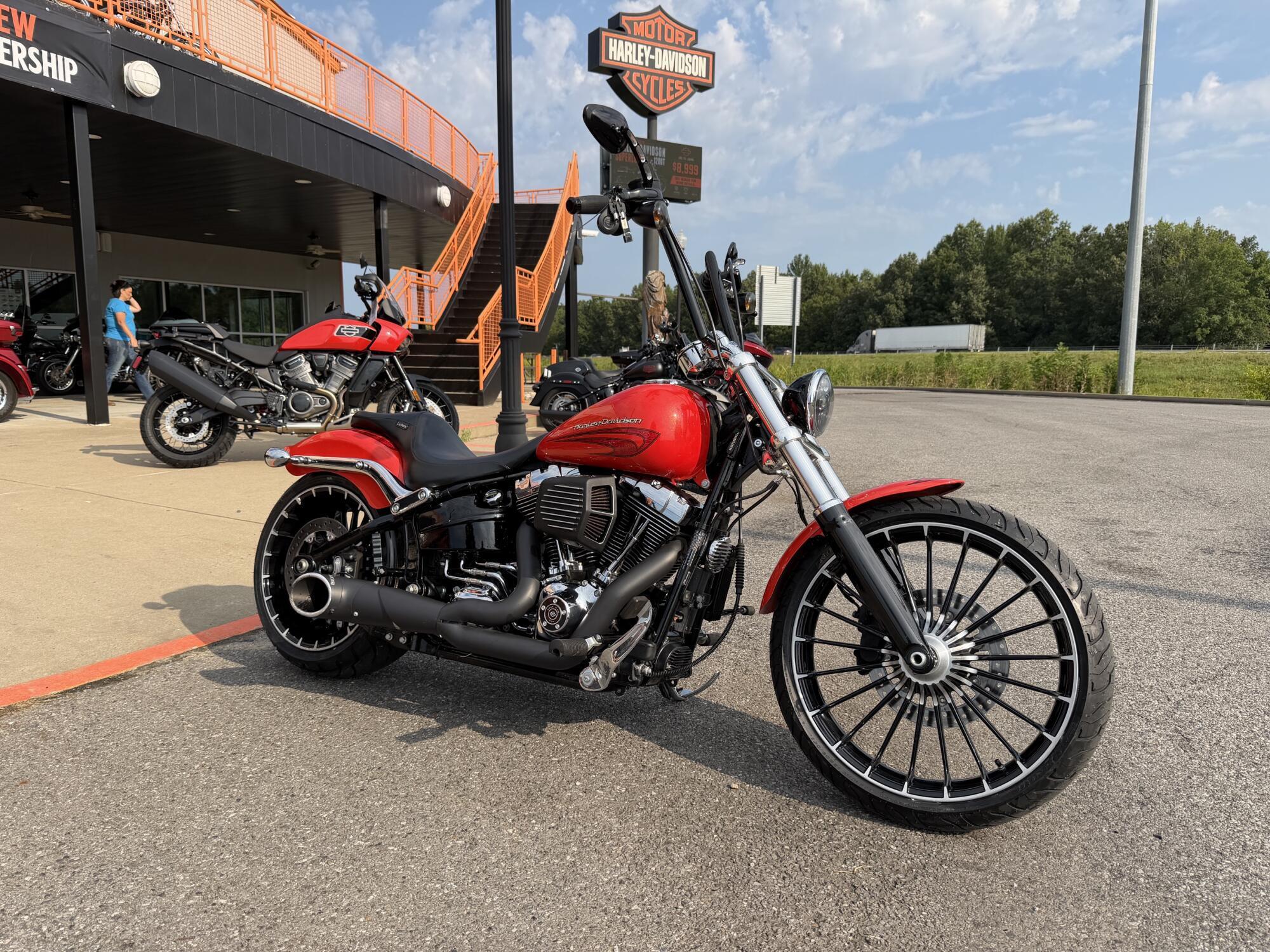 2017 Harley-Davidson Breakout in Winterville, NC