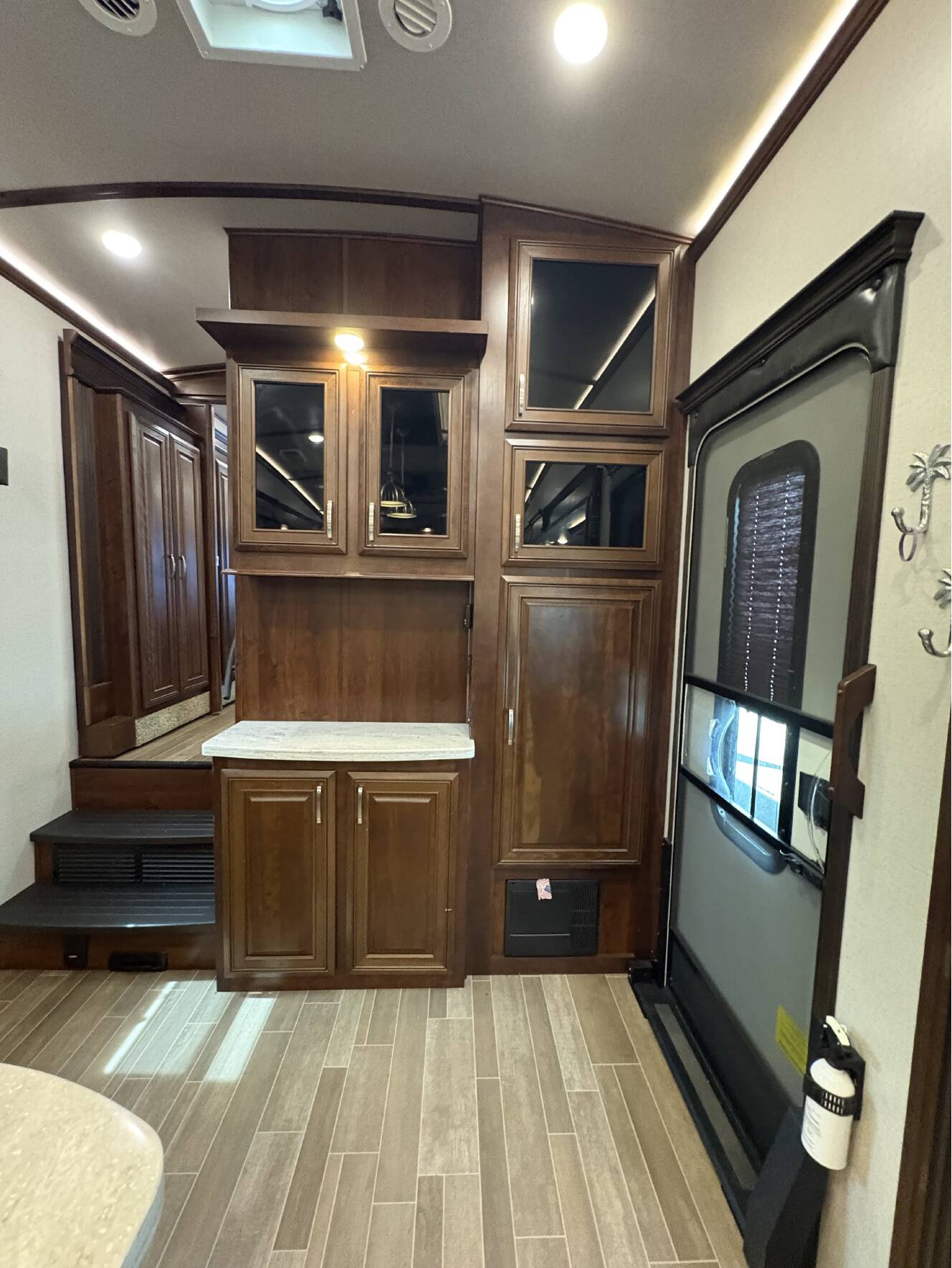 A photo of this 2020 Jayco PINNACLE 36 SSWS