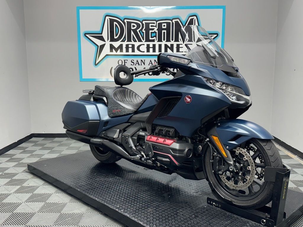 2022 Honda® Gold Wing Automatic DCT 1800 AUTOMATIC DCT in San Antonio, TX