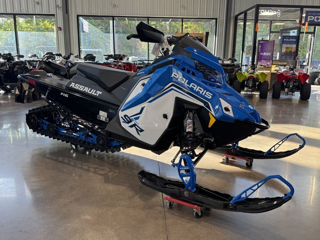 2027 Polaris® Patriot 9R Switchback Assault 146 - Race IFS White Ligh PATRIOT 9R 146 in hampton falls NH