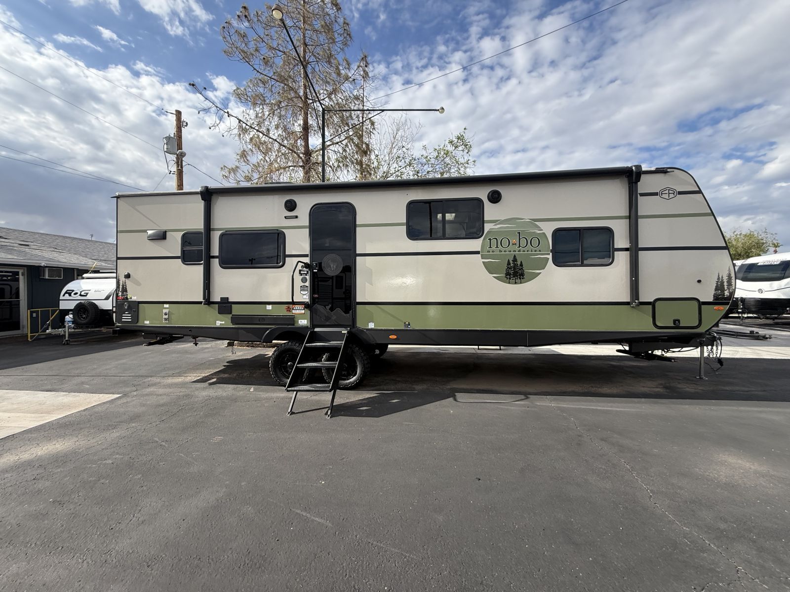 2027 Forest River Rv No Boundaries NB20.8 Beast Mode in mesa AZ