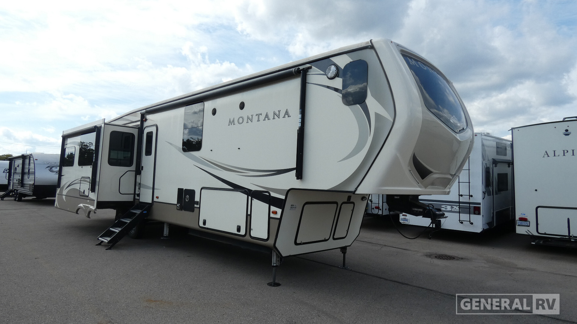 2019 Keystone MONTANA LEGACY 3921FB in brownstown MI