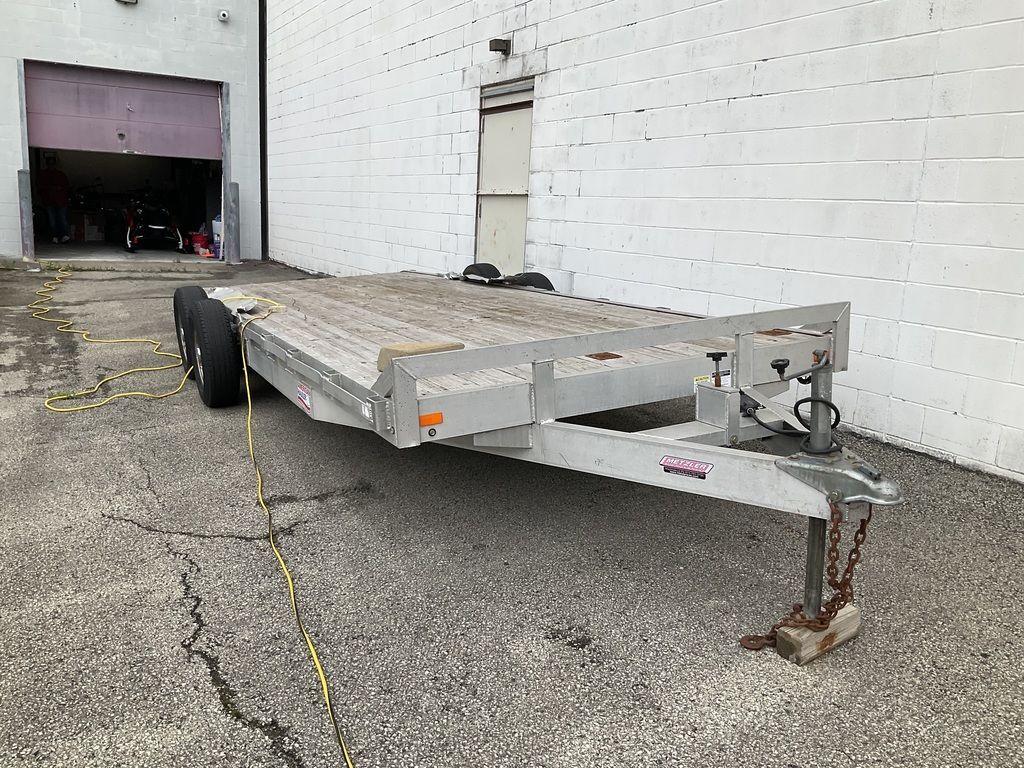 2016 Triton AMERICAN HAULER in johnstown PA