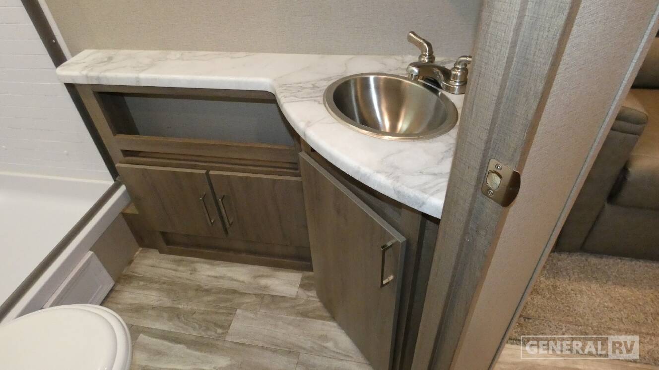 A photo of this 2022 Grand Design IMAGINE 2800bh
