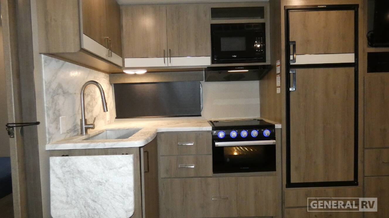 A photo of this 2022 Grand Design IMAGINE 2800bh