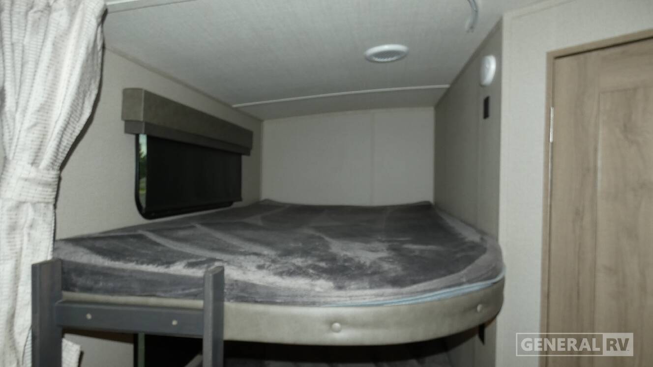 A photo of this 2022 Grand Design IMAGINE 2800bh