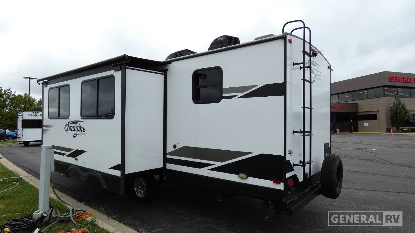 A photo of this 2022 Grand Design IMAGINE 2800bh