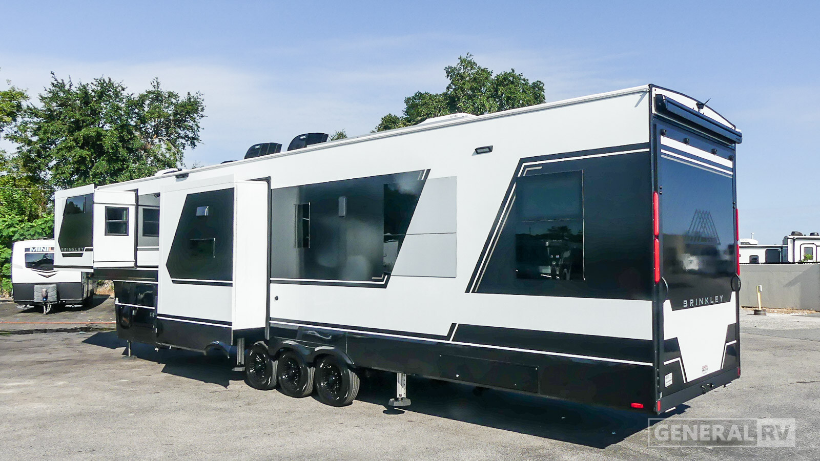 2025 Brinkley MODEL G 4000-3S in winter garden FL