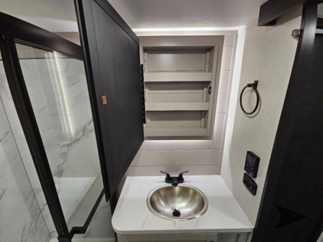 A photo of this 2026 Jayco Seismic 395