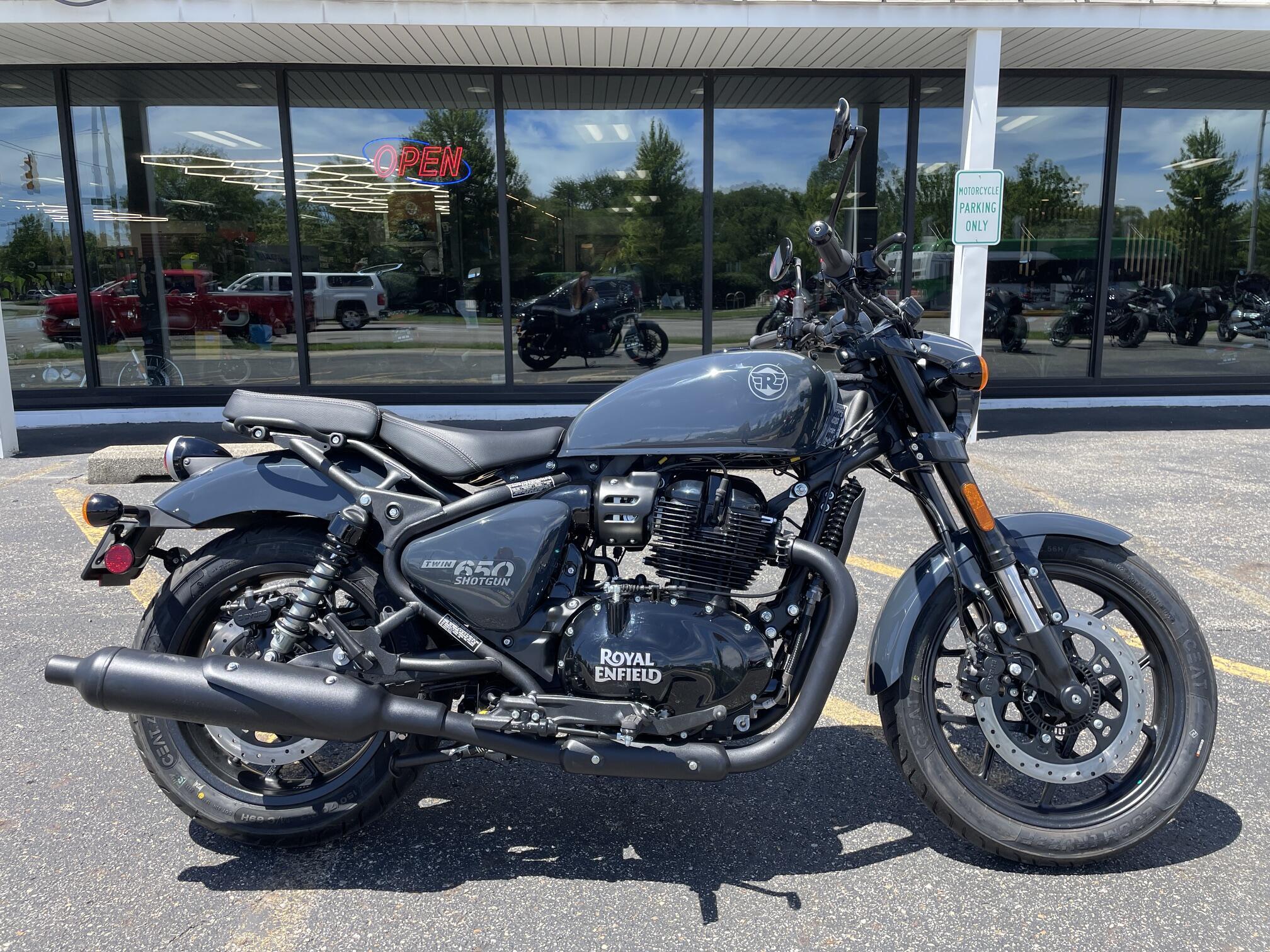 2026 Royal Enfield Shotgun 650 650 in Grand Rapids, MI