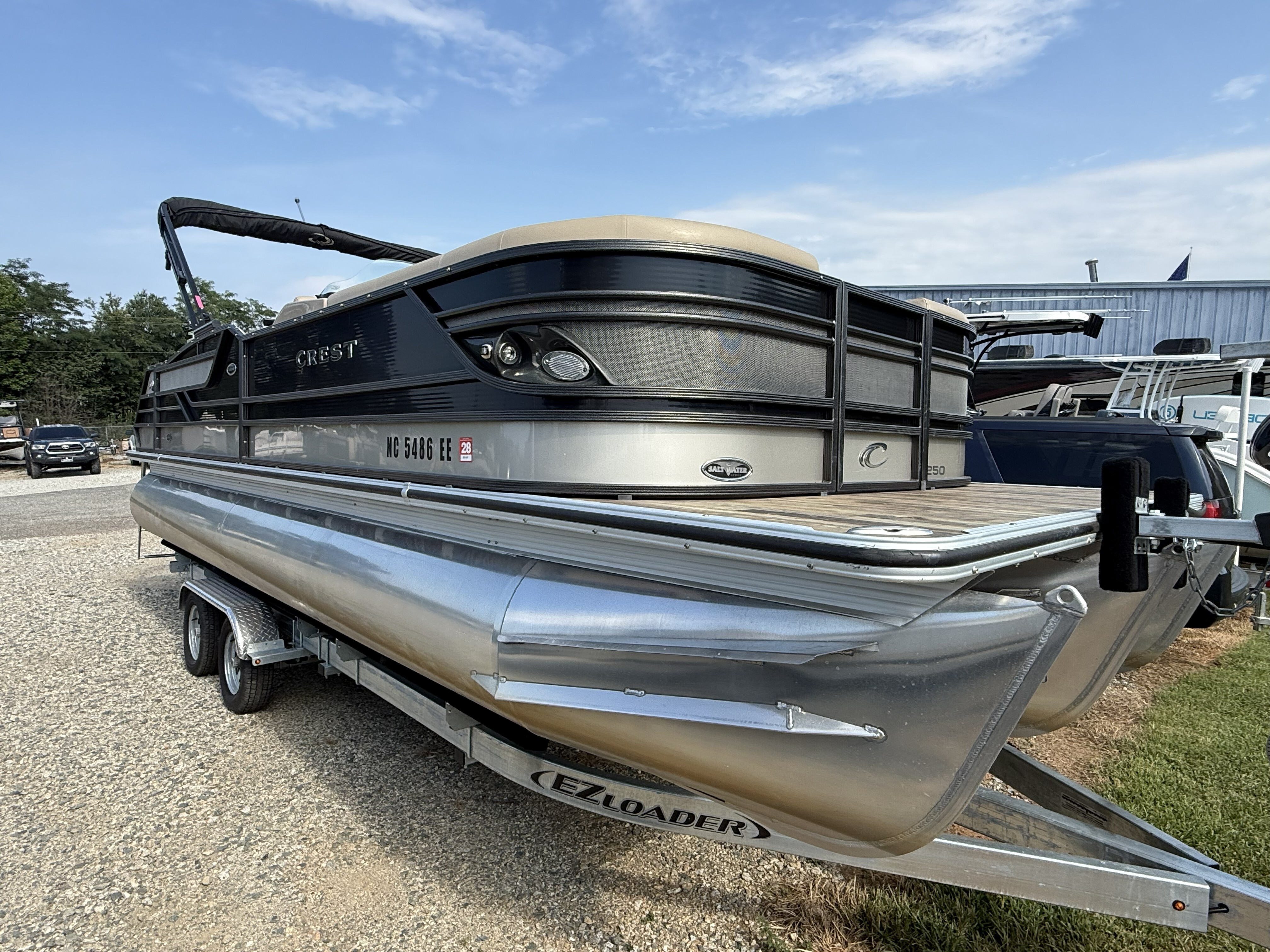 2016 Crest Pontoons Crest II 250 SLE in colfax (greensboro) NC