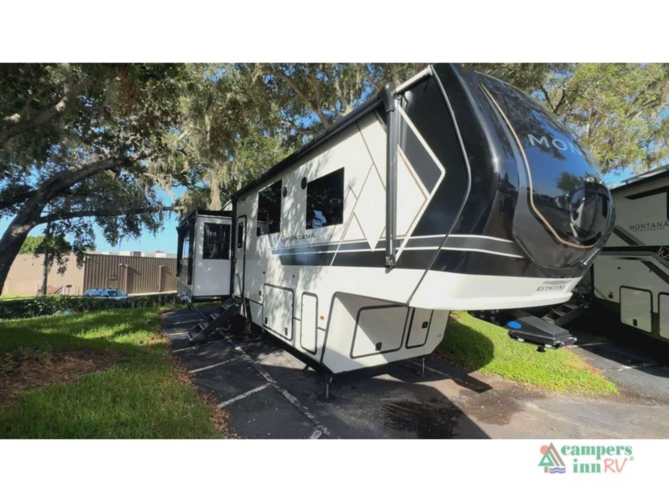 A photo of this 2026 Keystone Rv Montana 3231CK