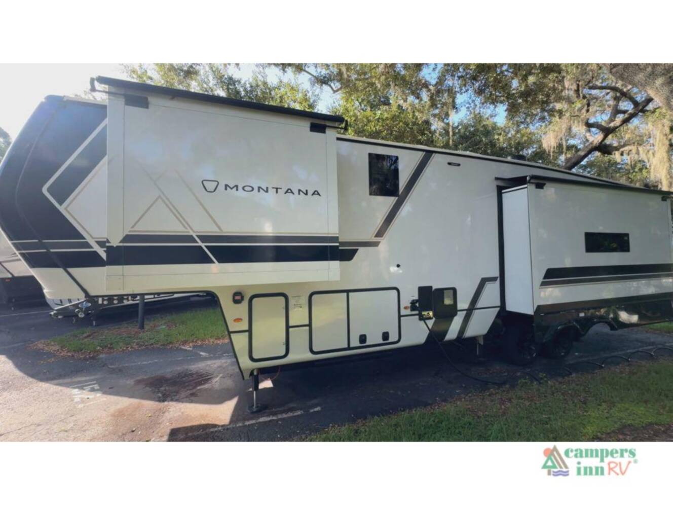 A photo of this 2026 Keystone Rv Montana 3231CK