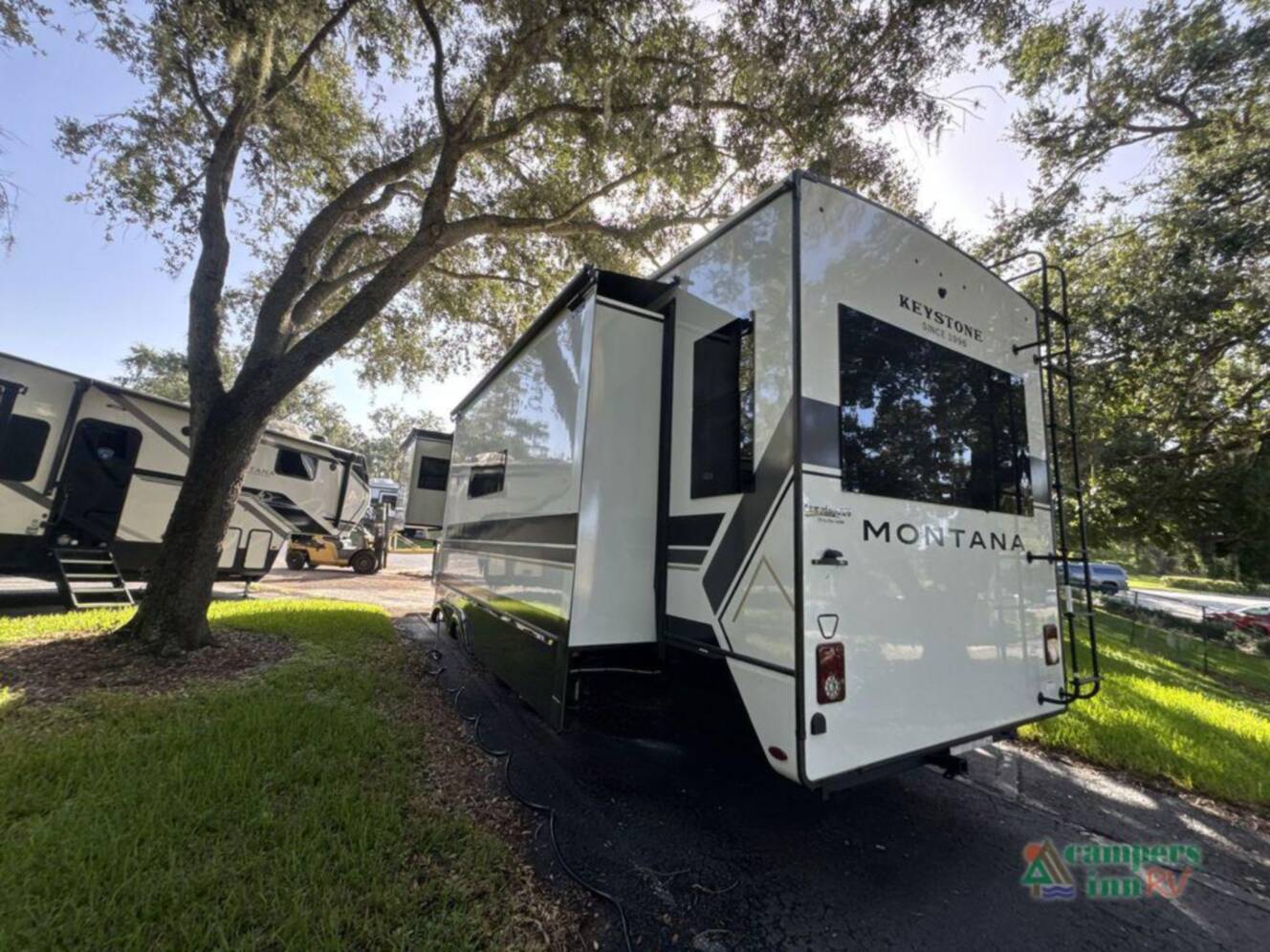A photo of this 2026 Keystone Rv Montana 3231CK