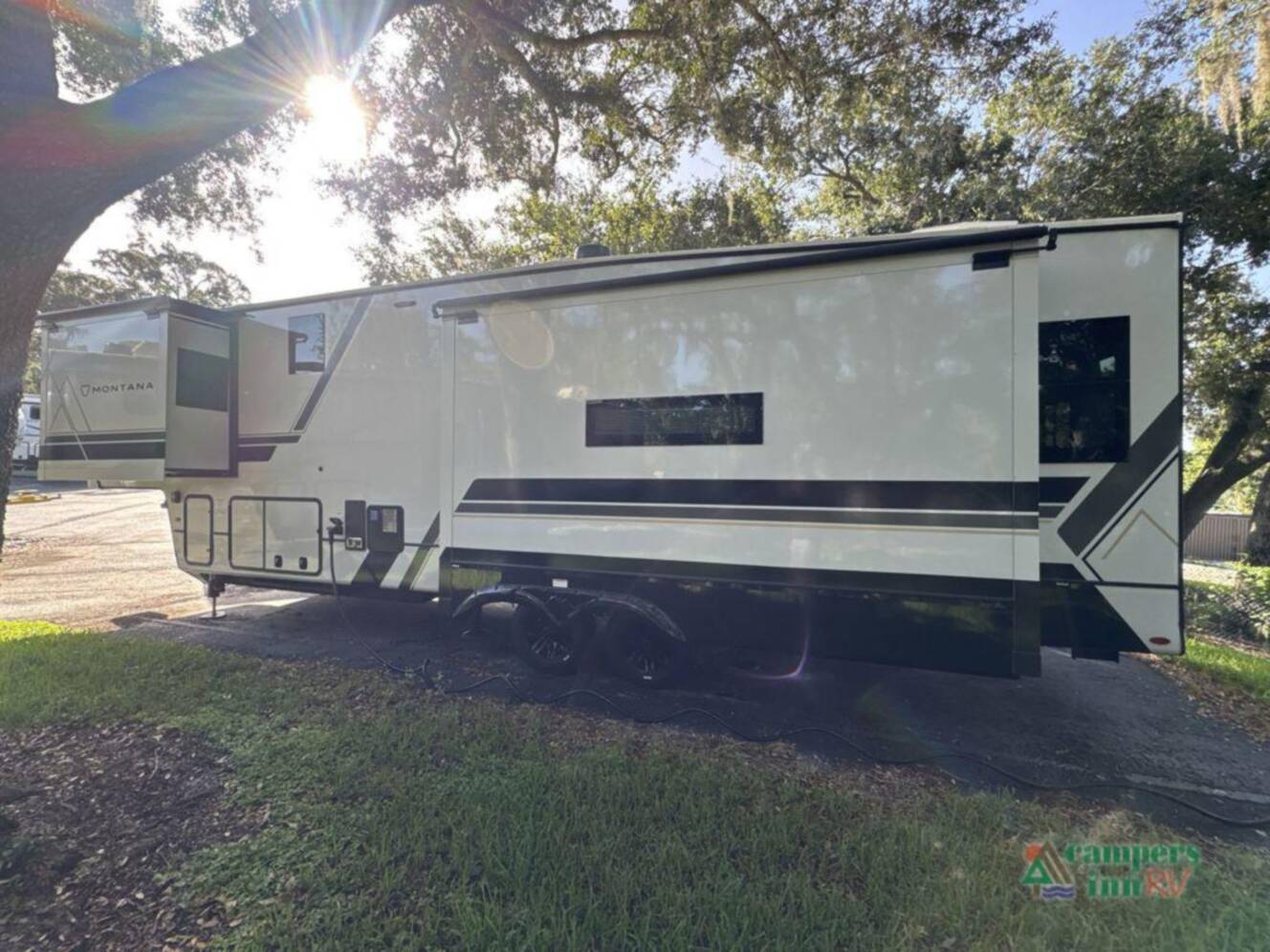 A photo of this 2026 Keystone Rv Montana 3231CK