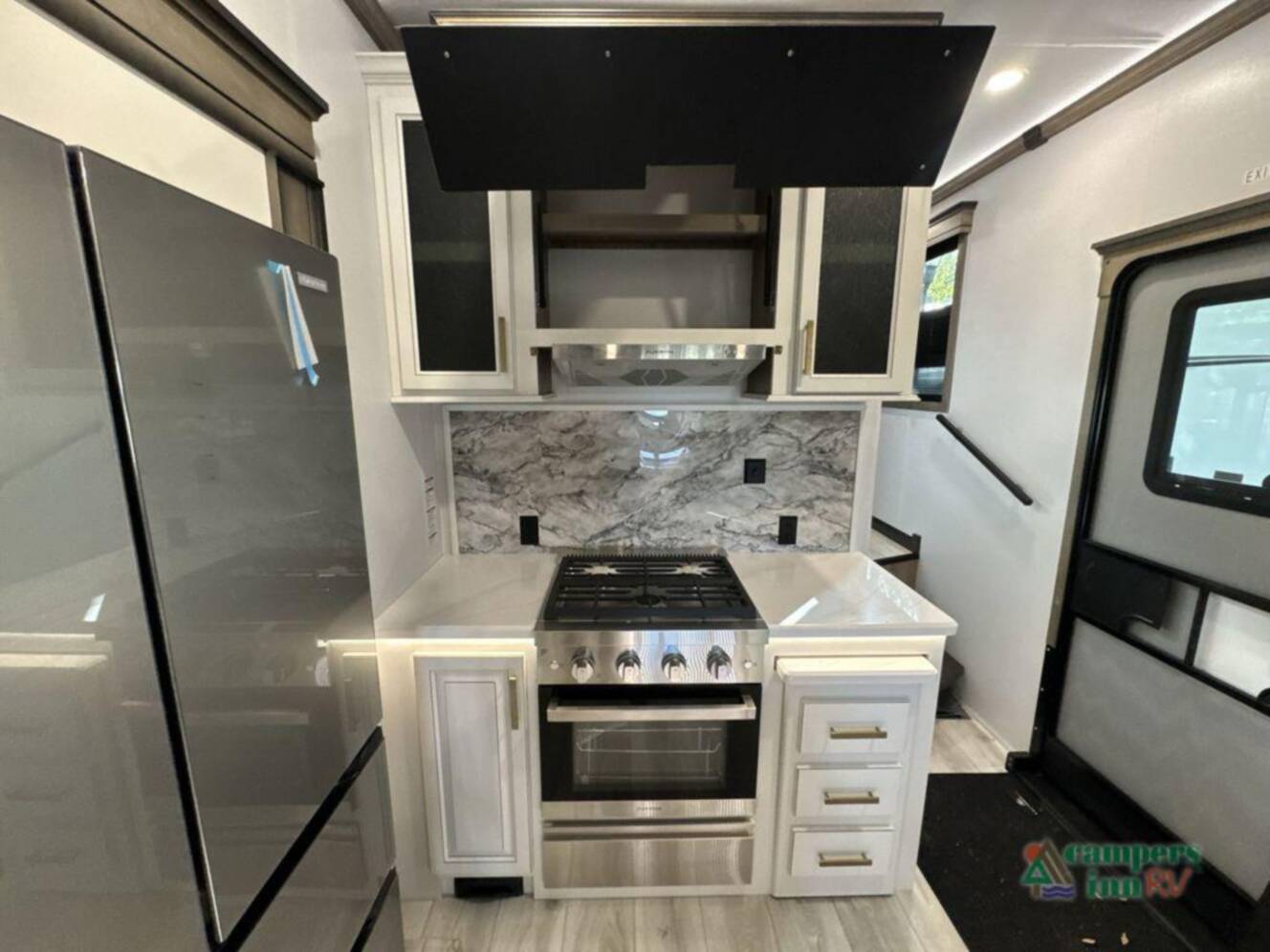 A photo of this 2026 Keystone Rv Montana 3231CK