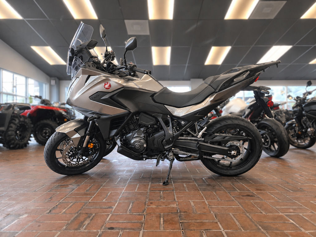 2026 Honda® NT1100 DCT DCT in Wesley Chapel, FL