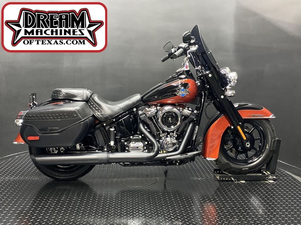 2025 Harley-Davidson® FLHC - Heritage Classic BASE in Farmers Branch, TX