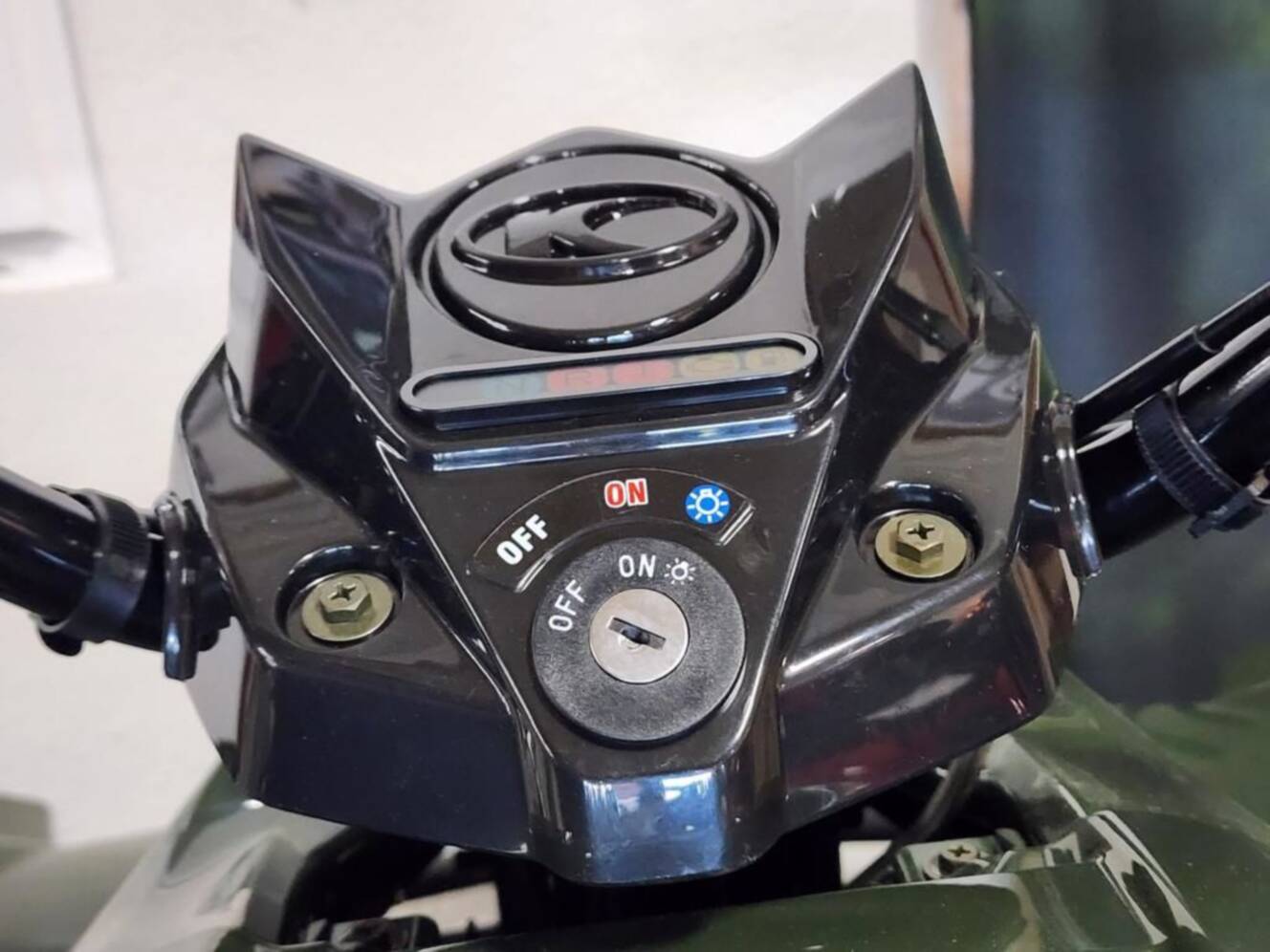 A photo of this 2026 Kymco Mongoose 270i