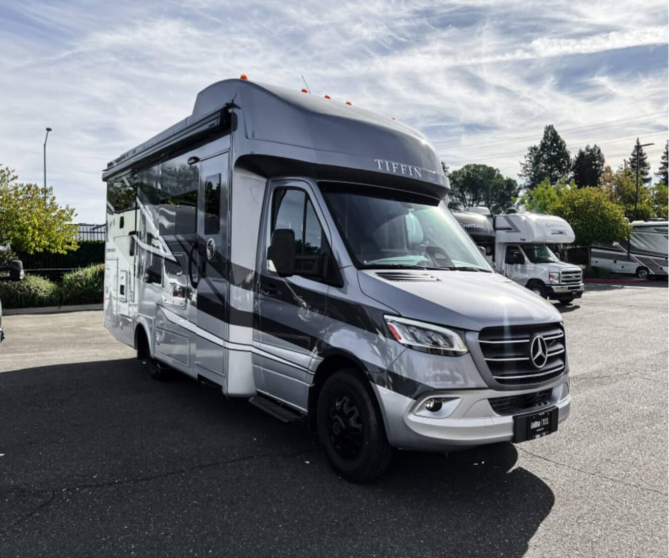 A photo of this 2027 Tiffin WAYFARER 25XLW