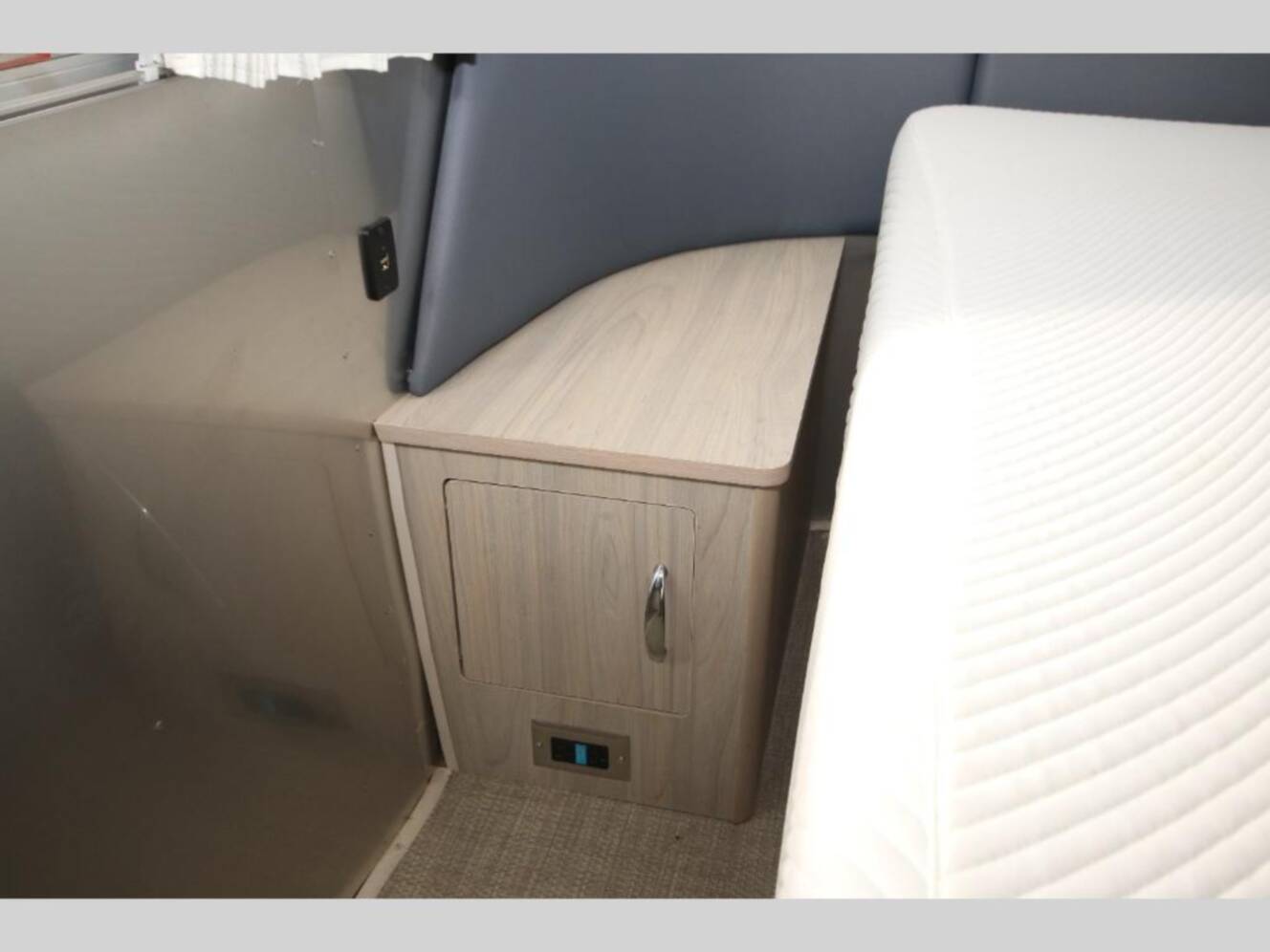A photo of this 2019 Airstream Globetrotter 27FBQ