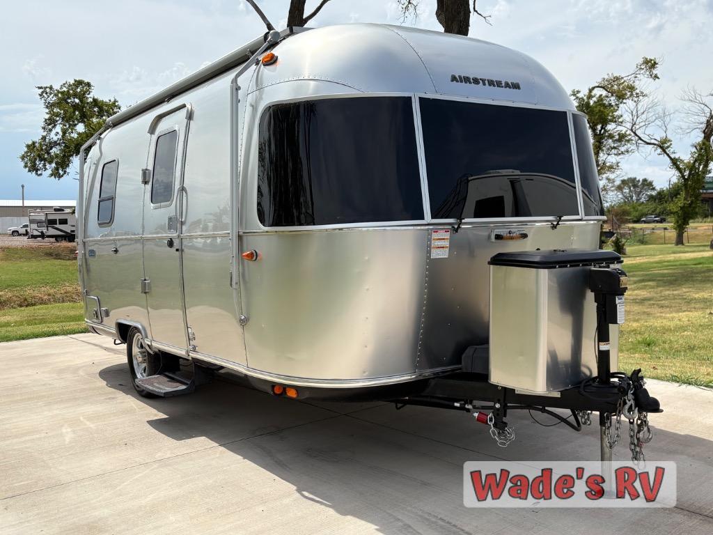 2022 Airstream Bambi 20FB in goldsby OK