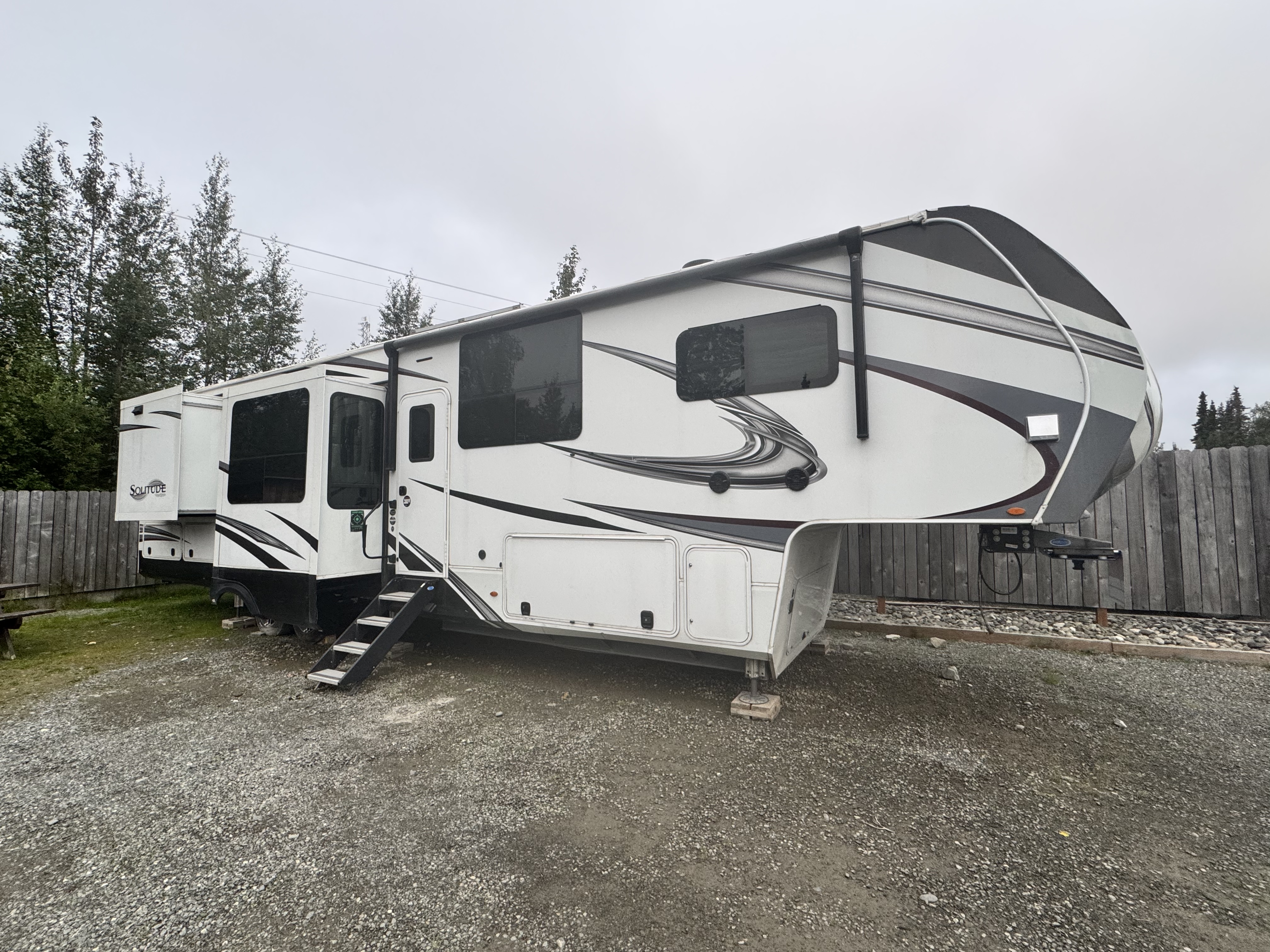 2022 Grand Design SOLITUDE 390RK RV