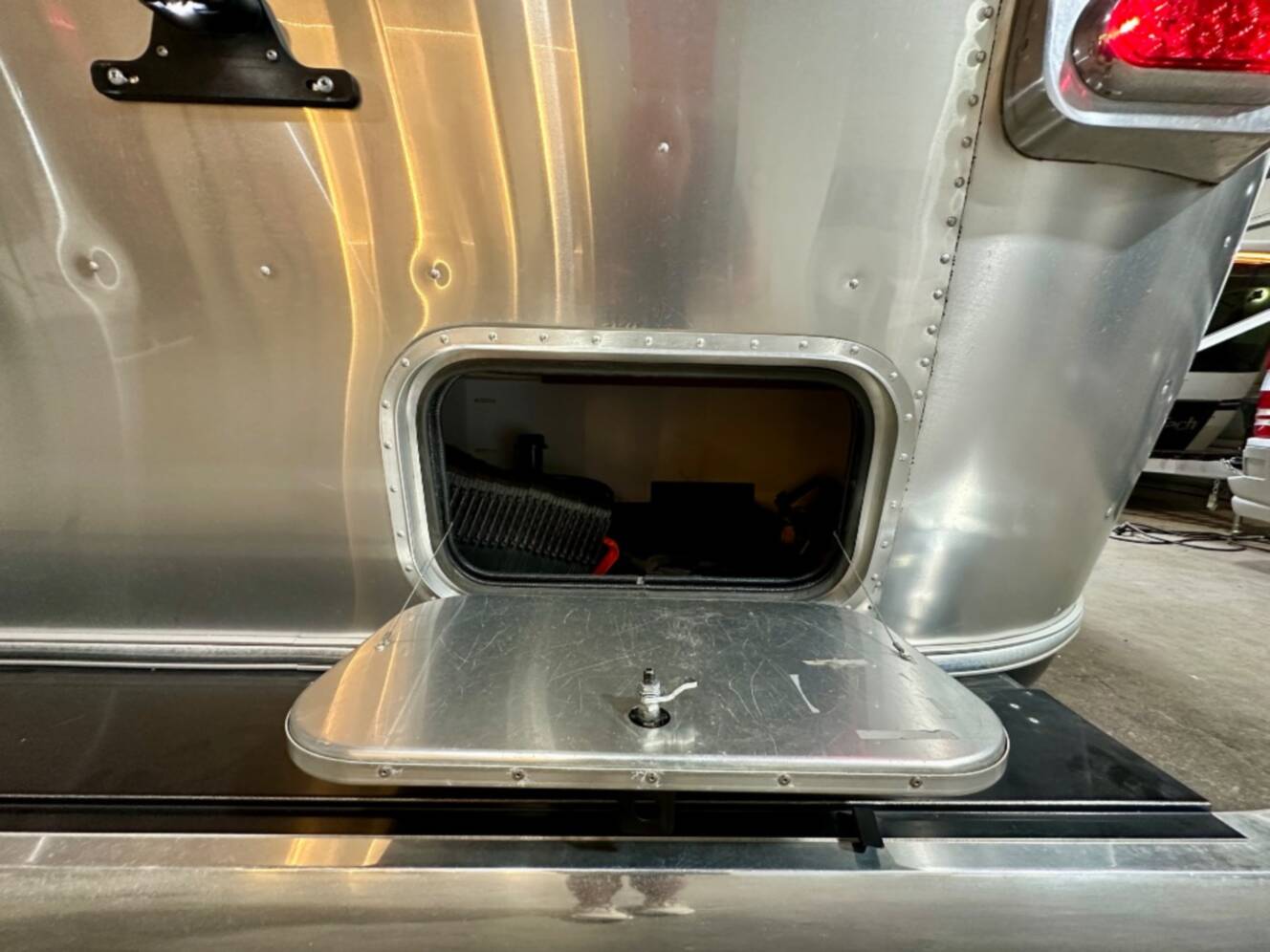 A photo of this 2023 Airstream Flying Cloud 30FB Bunk