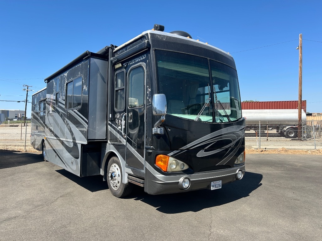 2008 Fleetwood Rv Excursion 40E in beaumont CA