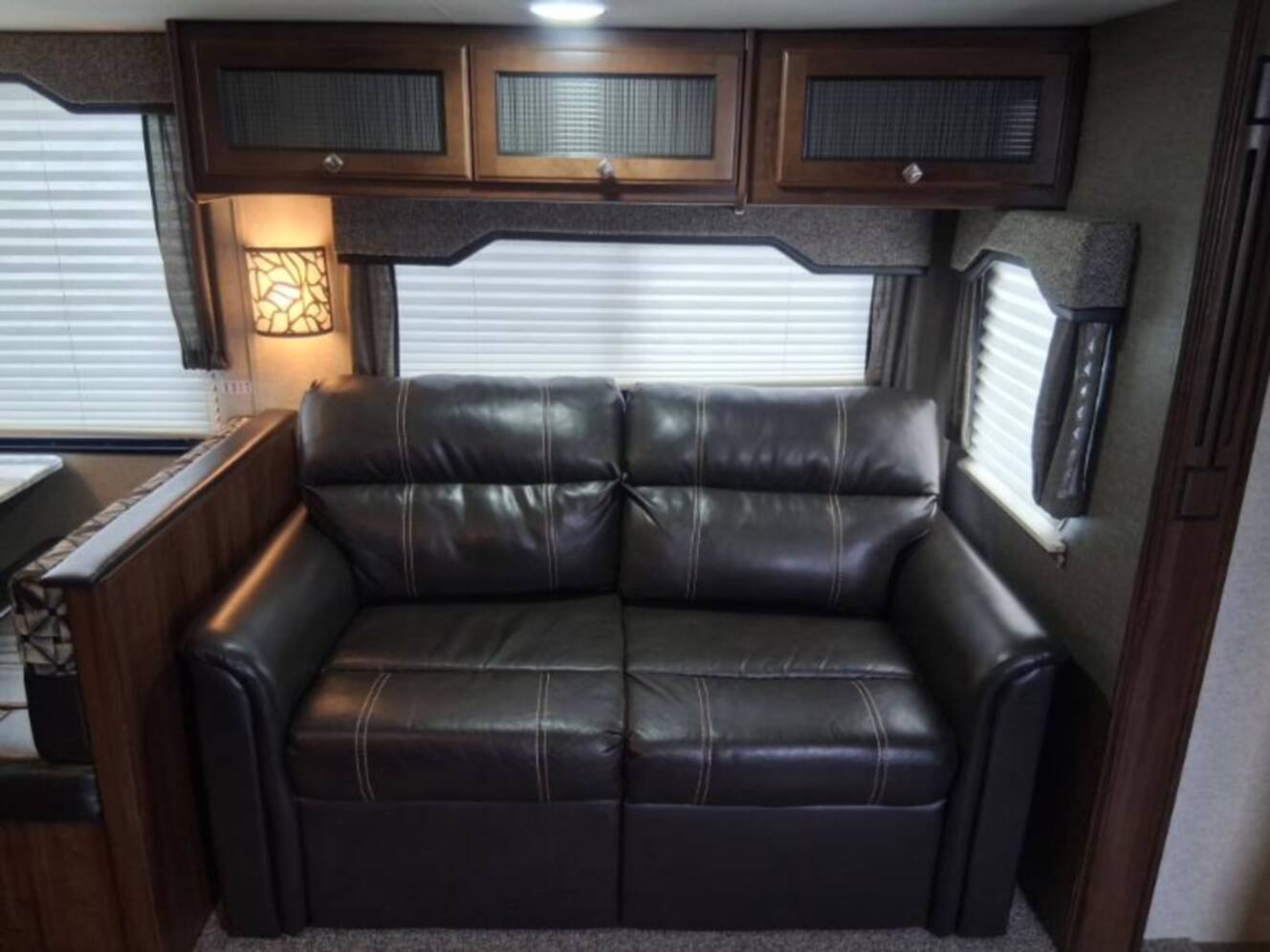 A photo of this 2017 Heartland North Trail Ultra-Lite 27RBDS