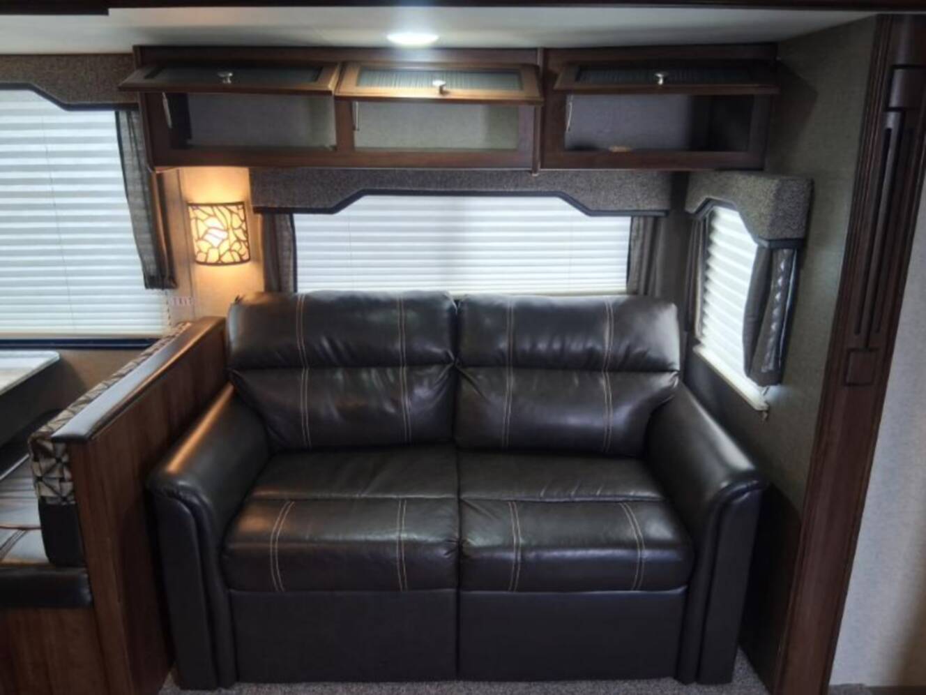 A photo of this 2017 Heartland North Trail Ultra-Lite 27RBDS
