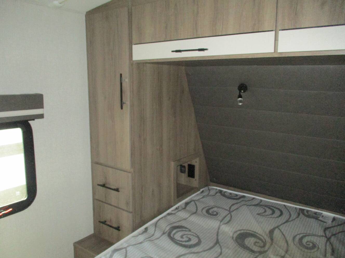 A photo of this 2025 Grand Design Imagine 2970RL