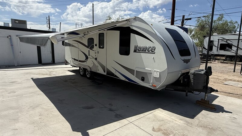 2016 Lance 2295 in rillito AZ
