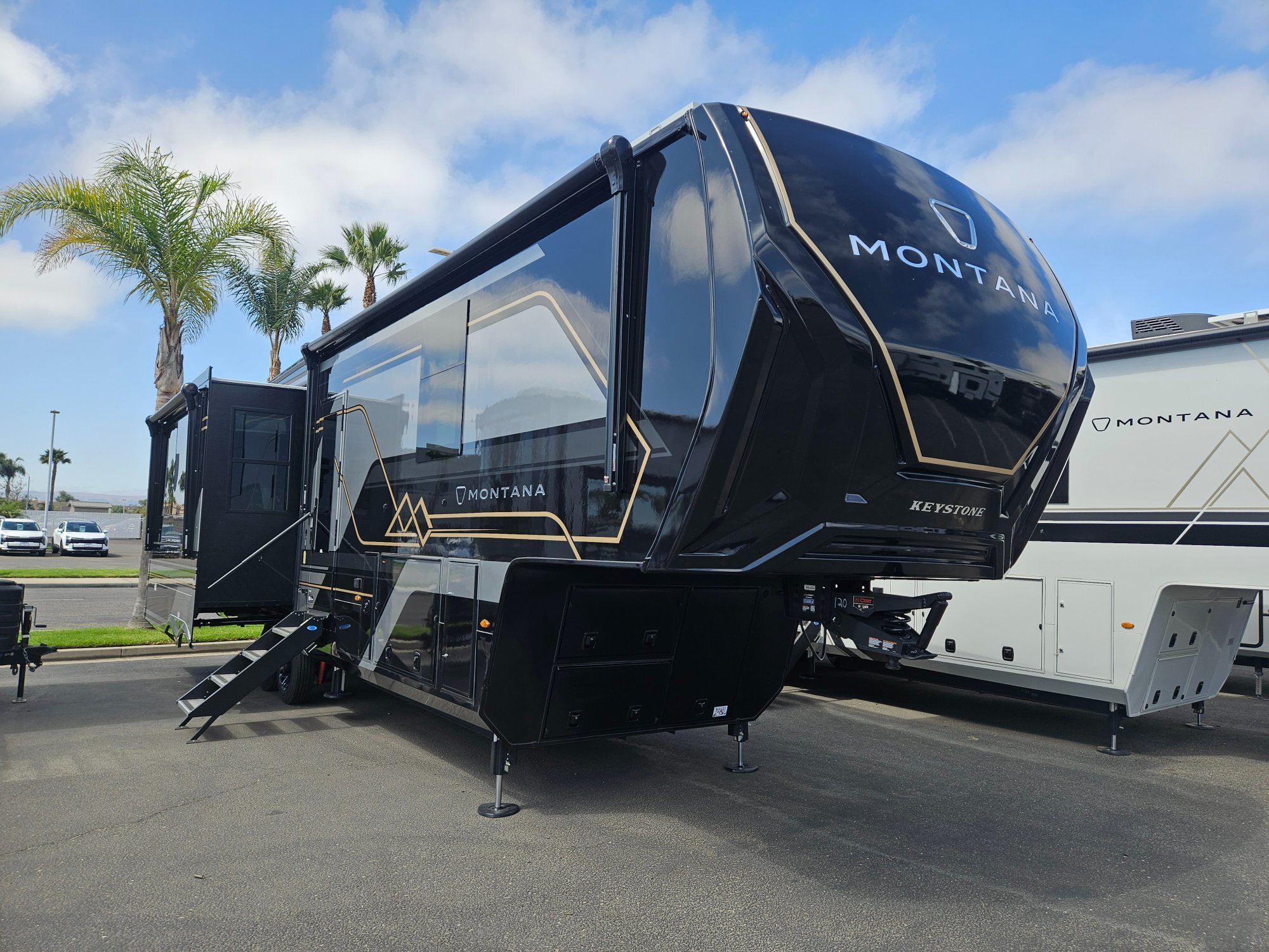2027 Keystone Rv Montana 3100RL in santa maria CA