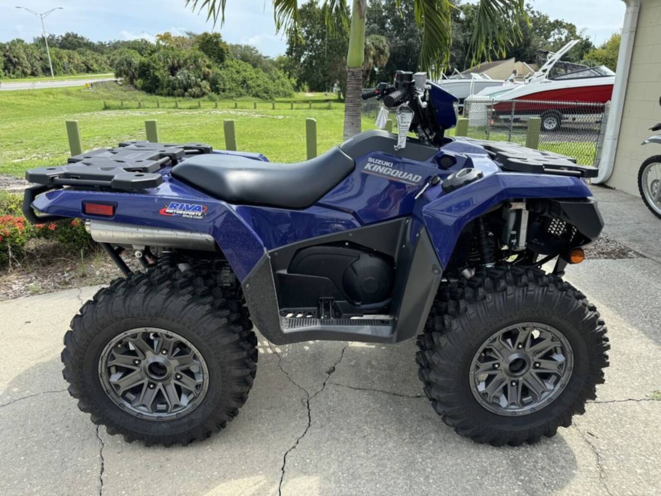 A photo of this 2023 Suzuki KingQuad 750AXi Power Steering