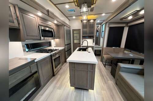 2024 Grand Design SOLITUDE 391DL in vacaville CA