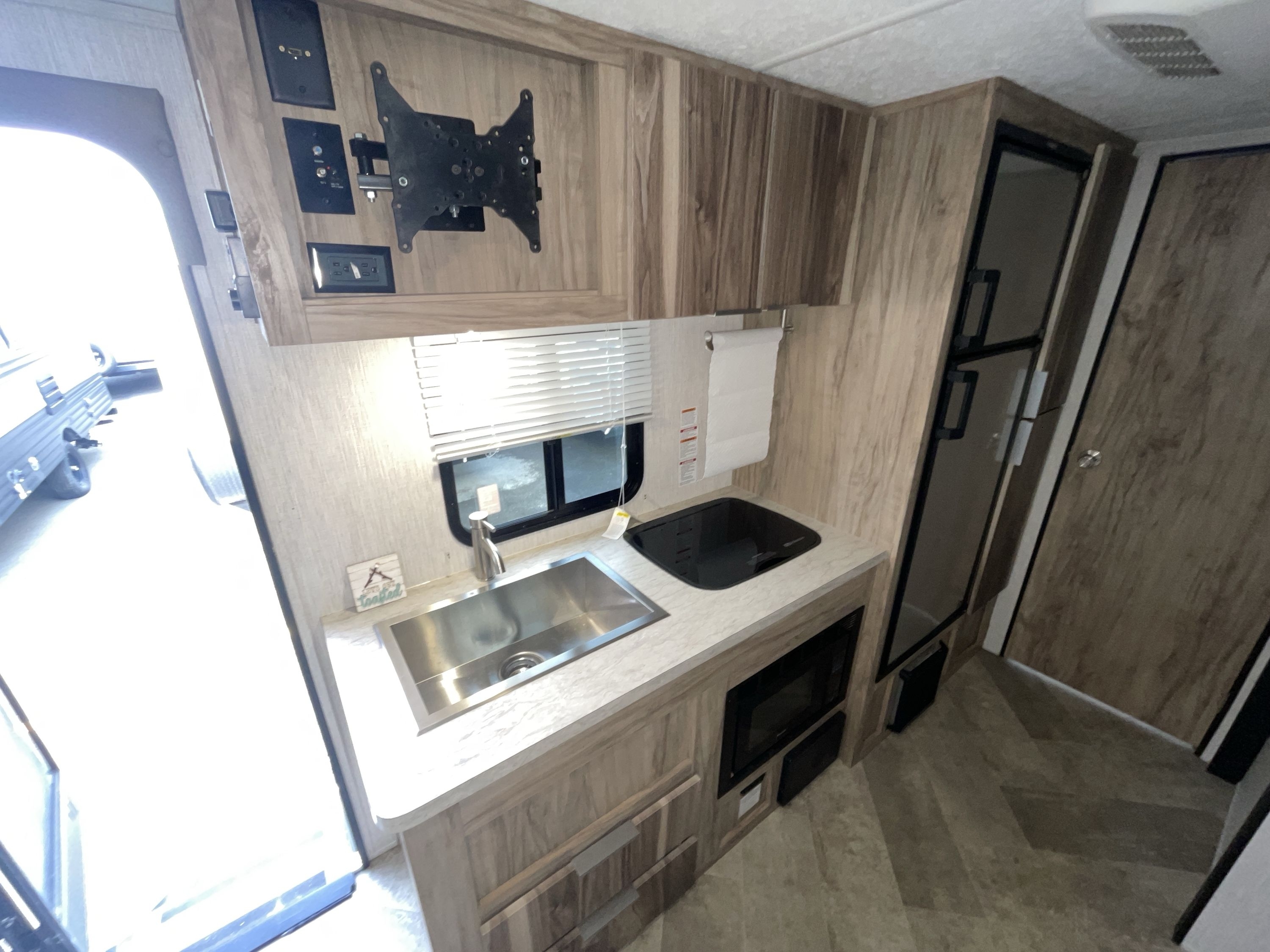 2022 Forest River PALOMINI 189BHS in syracuse NY
