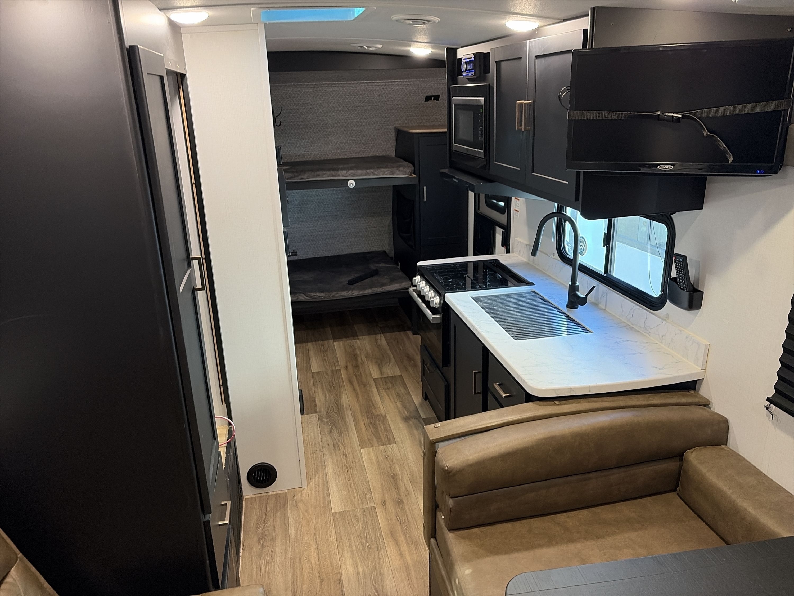2023 Keystone OUTBACK ULTRA-LITE 210URS in springfield IL