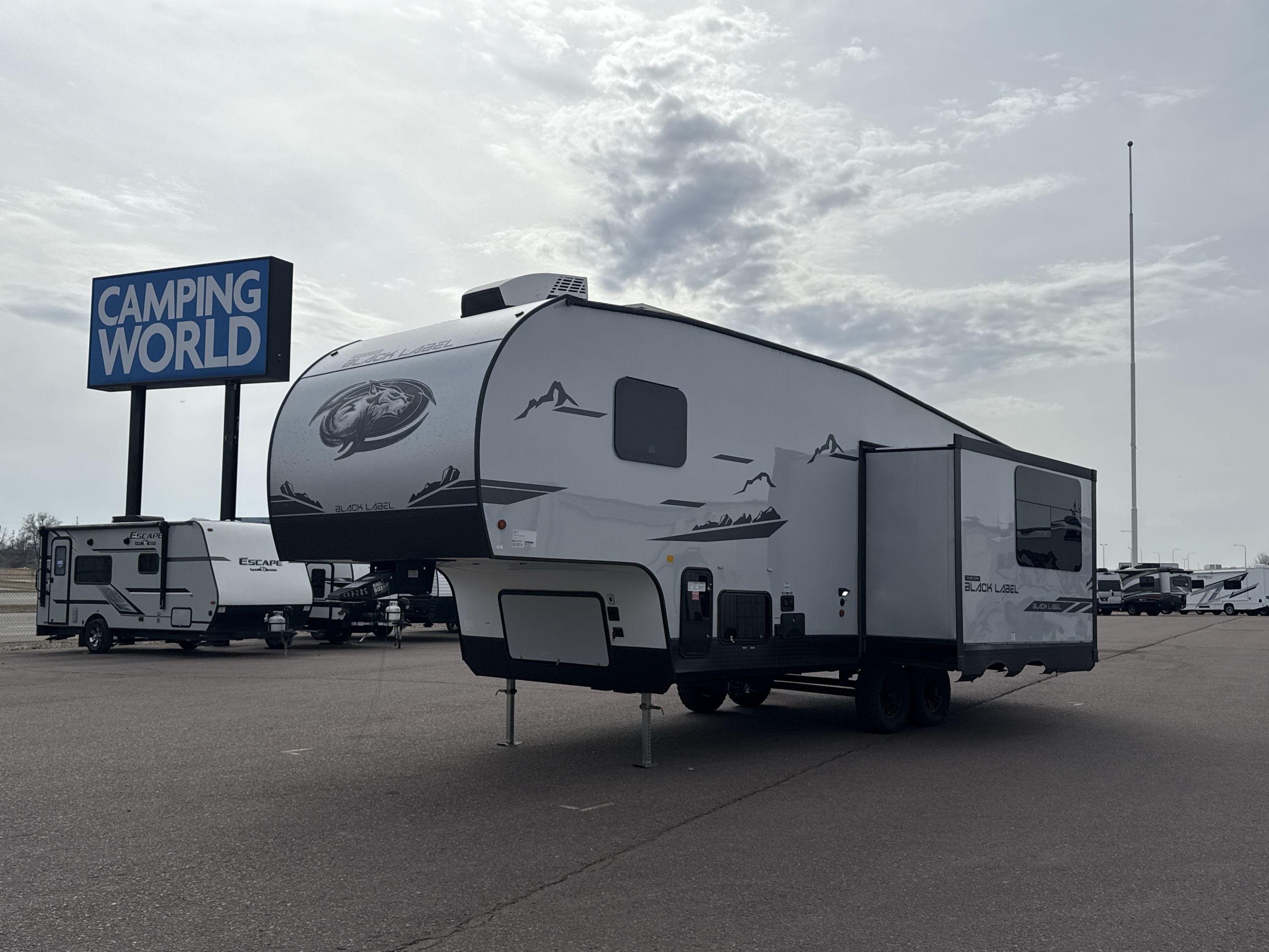 2023 Forest River CHEROKEE BLACK LABEL 245TRBL RV