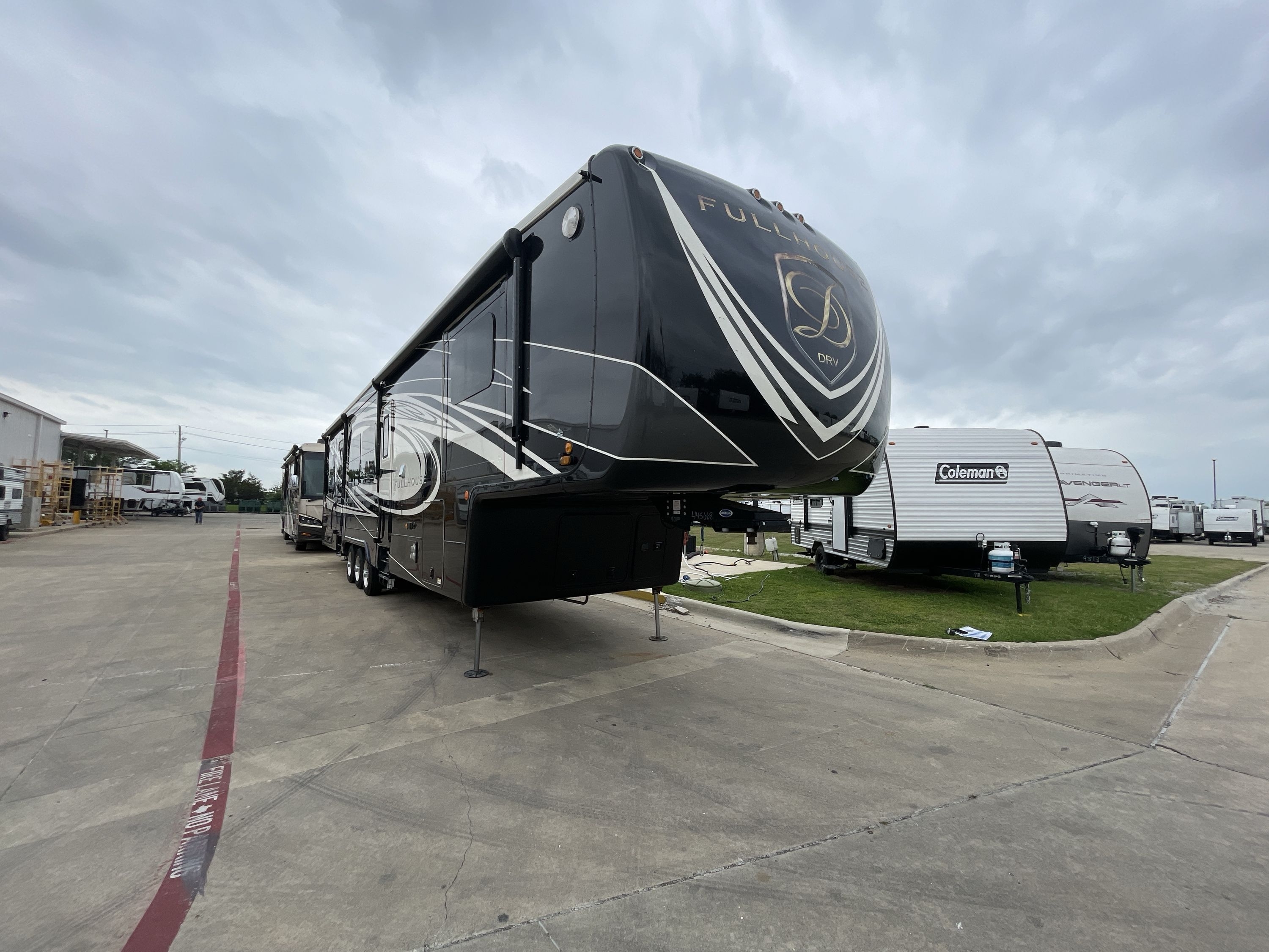 2021 DRV LUXURY SUITES FULL HOUSE LX455 Fifth Wheel Toy Hauler RV