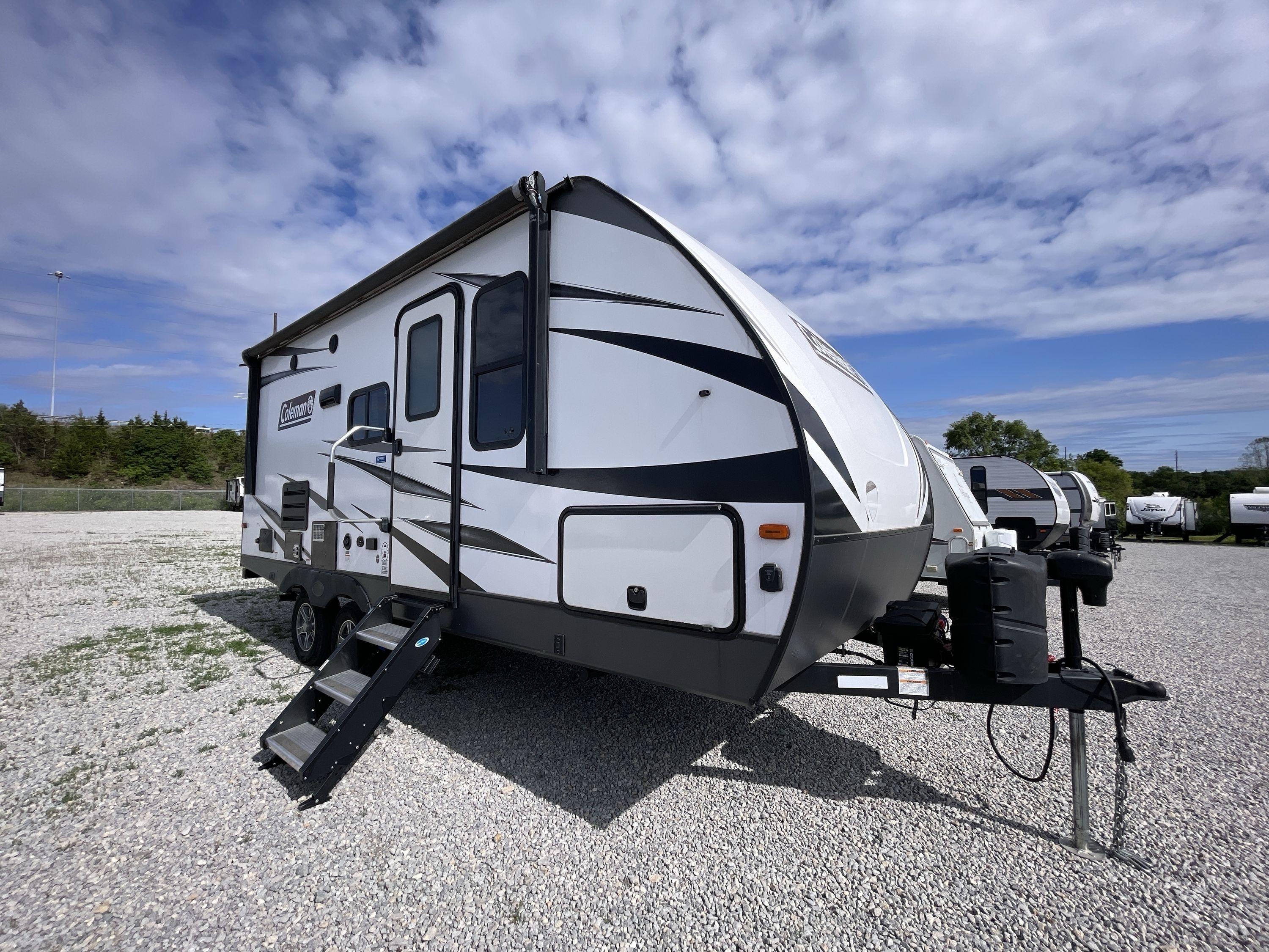 2020 Coleman COLEMAN LIGHT 1805RB RV