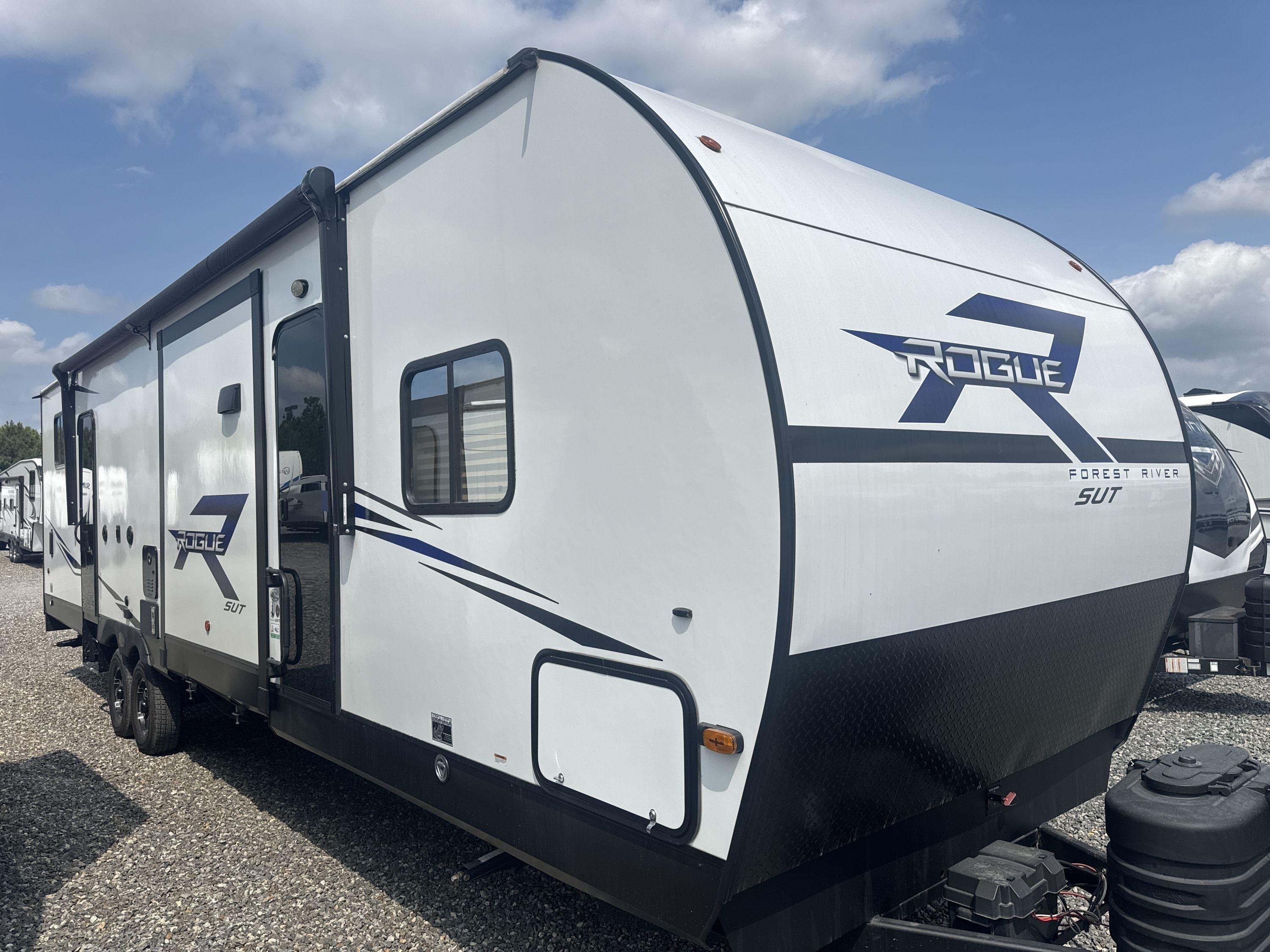 2024 Forest River ROGUE 32SUT in ashland VA