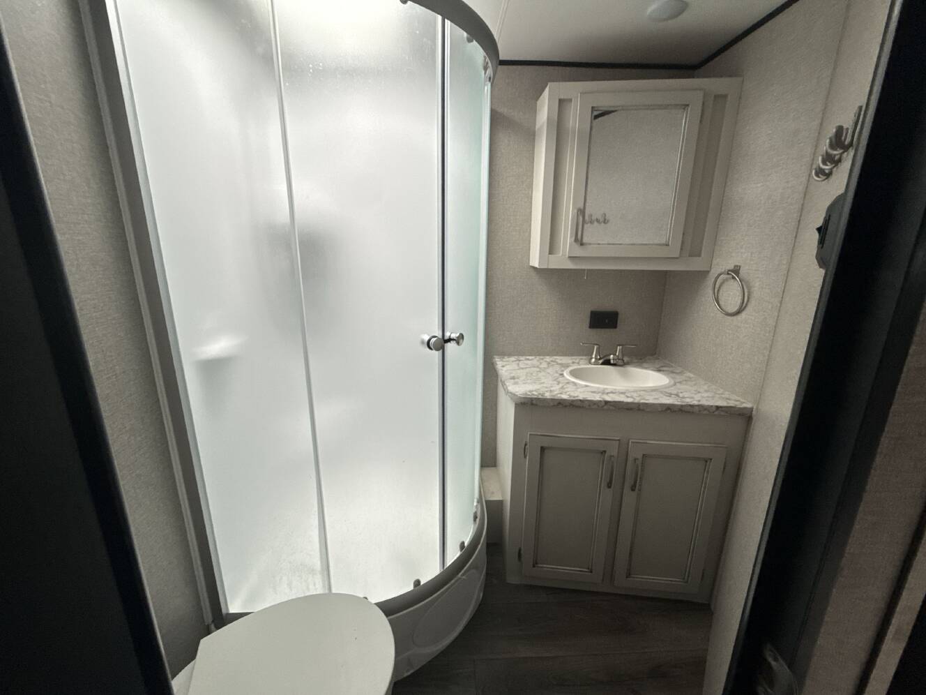 A photo of this 2021 Jayco JAY FLIGHT 33RBTS